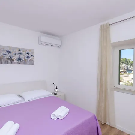 بيت للعطل House Mateljan